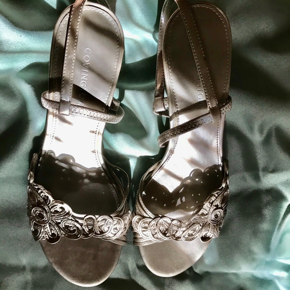 Dress scrappy heels